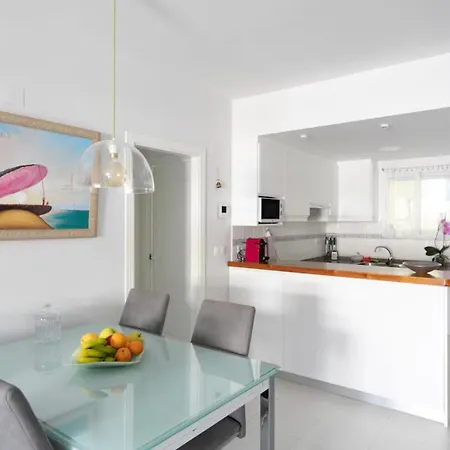 Primera Linea Marinas Apartment Denia