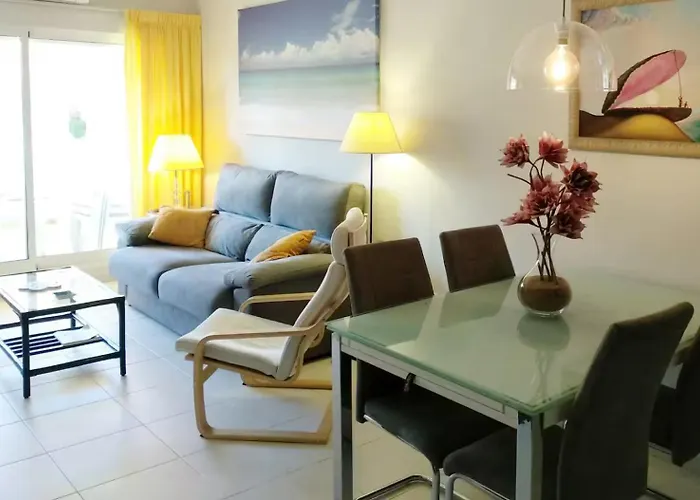 Primera Linea Marinas Дения